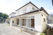 土ケ崎1丁目2階建て貸家
