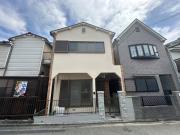 枚方市甲斐田新町15-2 2階建