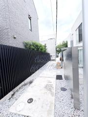 小田急小田原線代々木上原駅まで徒歩6分
