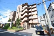 ＪＲ東海道本線茨木駅までバス約11分 徒歩5分