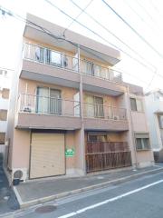 アンプルールフェール坂下