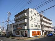 ＪＲ山陽本線明石駅までバス約14分 徒歩3分