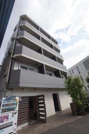 ブルーライン中川駅まで徒歩11分