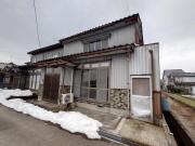 高岡市波岡貸家