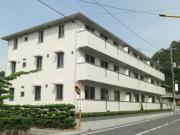 ファミーユ スクエアー B