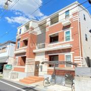 近鉄南大阪線河内松原駅まで徒歩8分