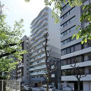 地下鉄東山線伏見駅まで徒歩4分