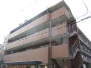 地下鉄四つ橋線岸里駅まで徒歩9分