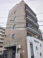 広島電鉄皆実線比治山橋駅まで徒歩15分