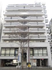 西鉄天神大牟田線西鉄平尾駅まで徒歩3分