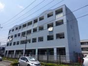 ＪＲ中央線八王子駅までバス約24分 徒歩3分