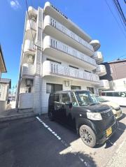 ＪＲ指宿枕崎線郡元駅まで徒歩24分