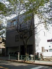 多摩ゼネラル貸家