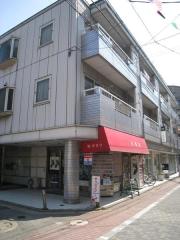 タカツホームズ