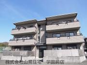 近鉄けいはんな線学研北生駒駅までバス約7分 徒歩5分