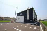ラ・イース松新町