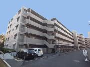 近鉄橿原線尼ヶ辻駅まで徒歩3分