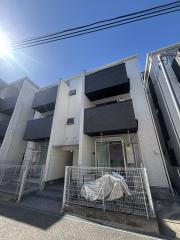 地下鉄西神・山手線県庁前駅まで徒歩14分