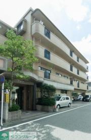 西鉄天神大牟田線高宮駅までバス約8分 徒歩3分