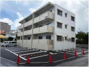 沖縄都市モノレール赤嶺駅まで徒歩13分