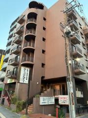 メゾンダーバン
