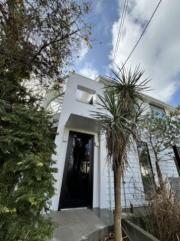 鎌倉山1丁目貸家