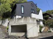 小田急小田原線読売ランド前駅まで徒歩3分