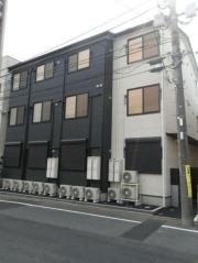 アザーレ・クオン