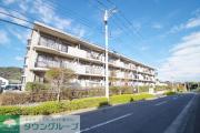 小田急小田原線鶴巻温泉駅まで徒歩14分