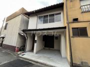 太秦安井藤ノ木町1番地2貸家