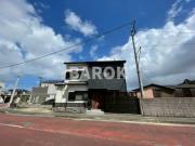 次郎丸2丁目貸家