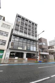 ＪＲ鹿児島本線西小倉駅まで徒歩8分