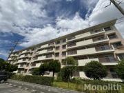 鶴山台33号棟