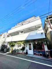 東急田園都市線三軒茶屋駅まで徒歩17分