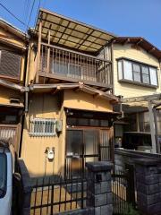 勧修寺西栗栖野町貸家