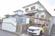 WHITE OSHIGOME