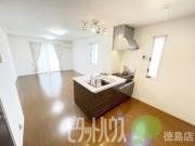 クウラージュ F