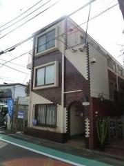 東急田園都市線三軒茶屋駅まで徒歩11分