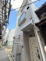 西区九条南3丁目貸家