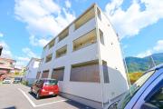 ＪＲ山陽本線安芸中野駅まで徒歩2分