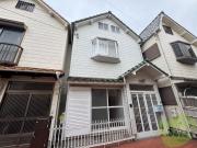 離宮前町1丁目貸家