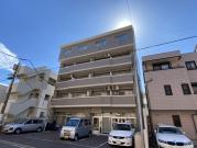 広島電鉄宇品線日赤病院前駅まで徒歩5分