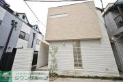 新宿7丁目戸建て