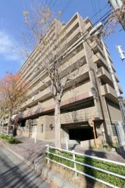 阪急千里線千里山駅まで徒歩15分