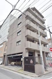 地下鉄箱崎線呉服町駅まで徒歩8分
