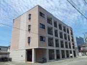 ＪＲ奥羽本線秋田駅までバス約5分 徒歩1分