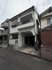 藤田町4丁目貸家