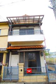 枚方市伊加賀栄町 貸家