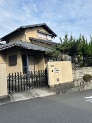 粟生外院仲野貸家