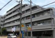 京阪本線西三荘駅まで徒歩18分